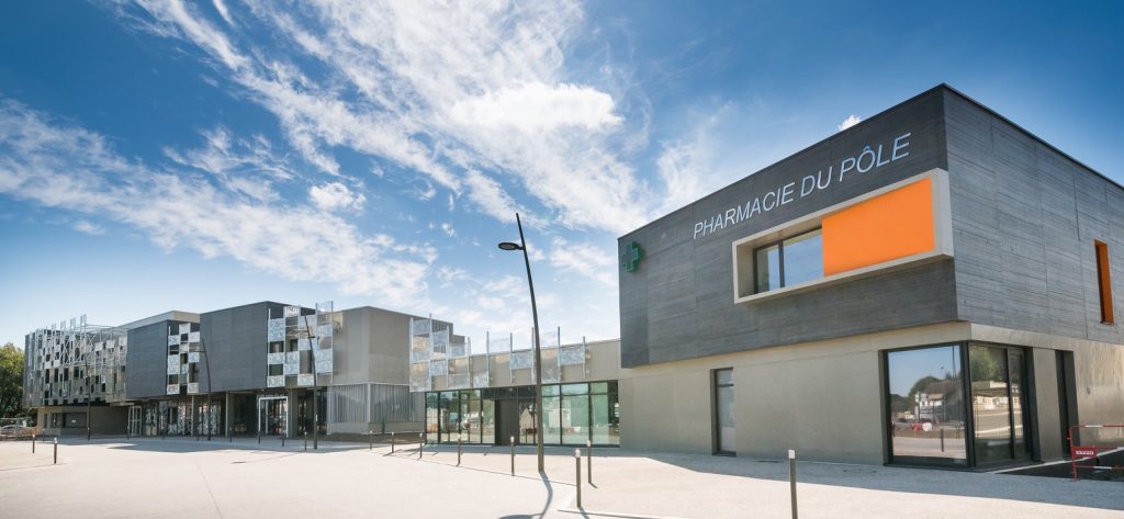 Construction d'une pharmacie à Mayenne par LMA