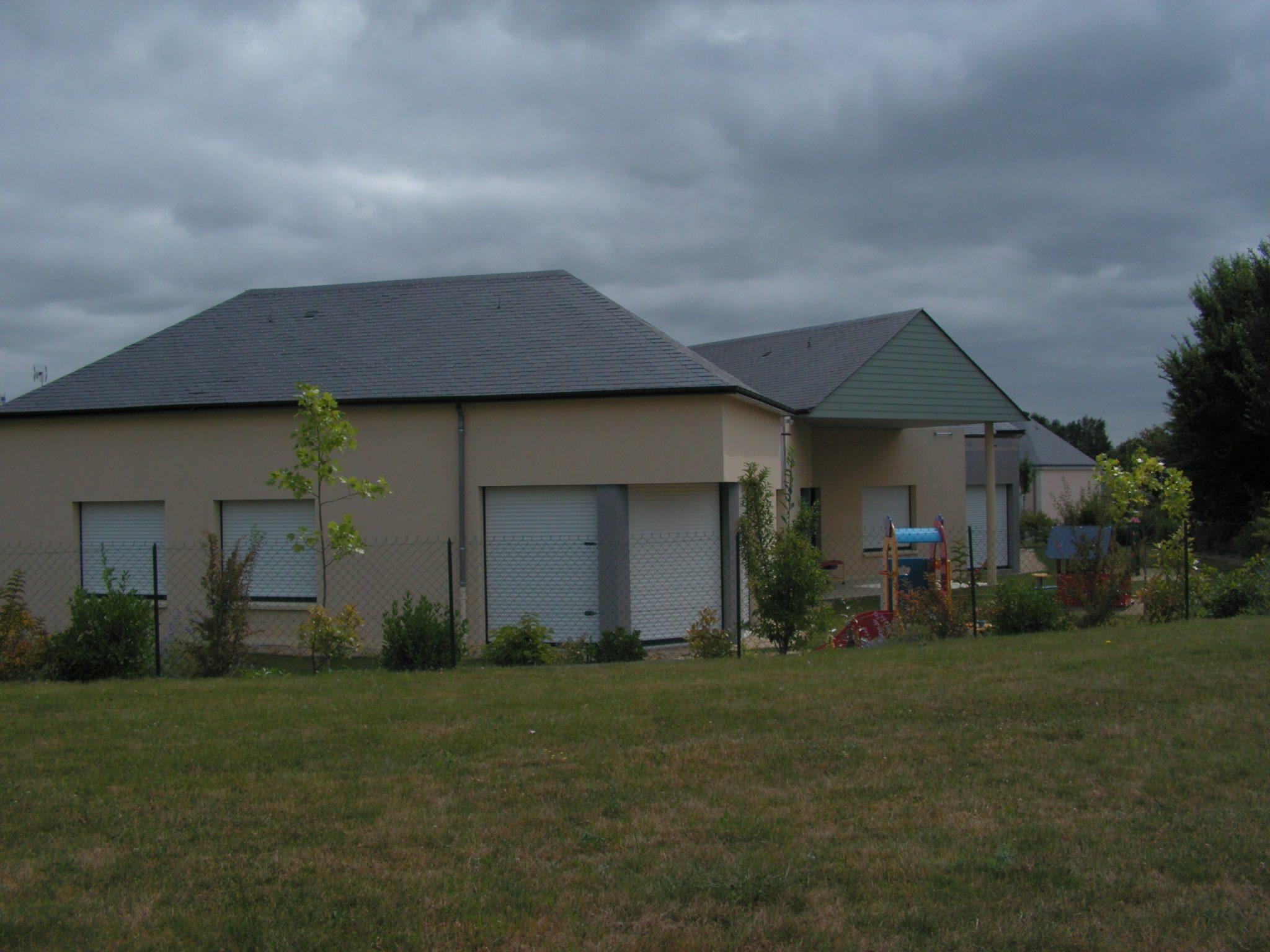 Construction d'un centre d'action médico social précose à Laval